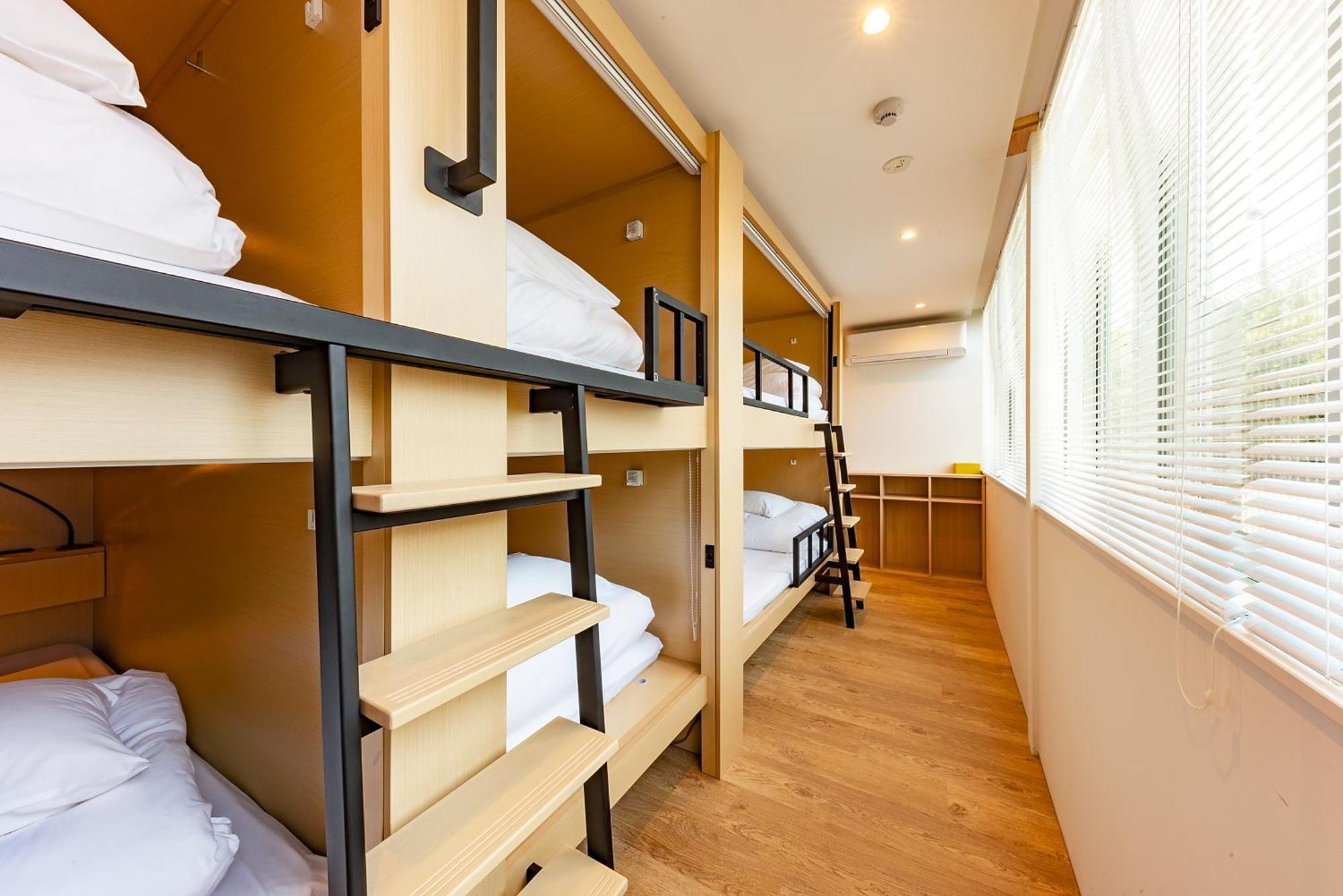 Plat Hostel Keikyu Kamakura Wave Екстер'єр фото