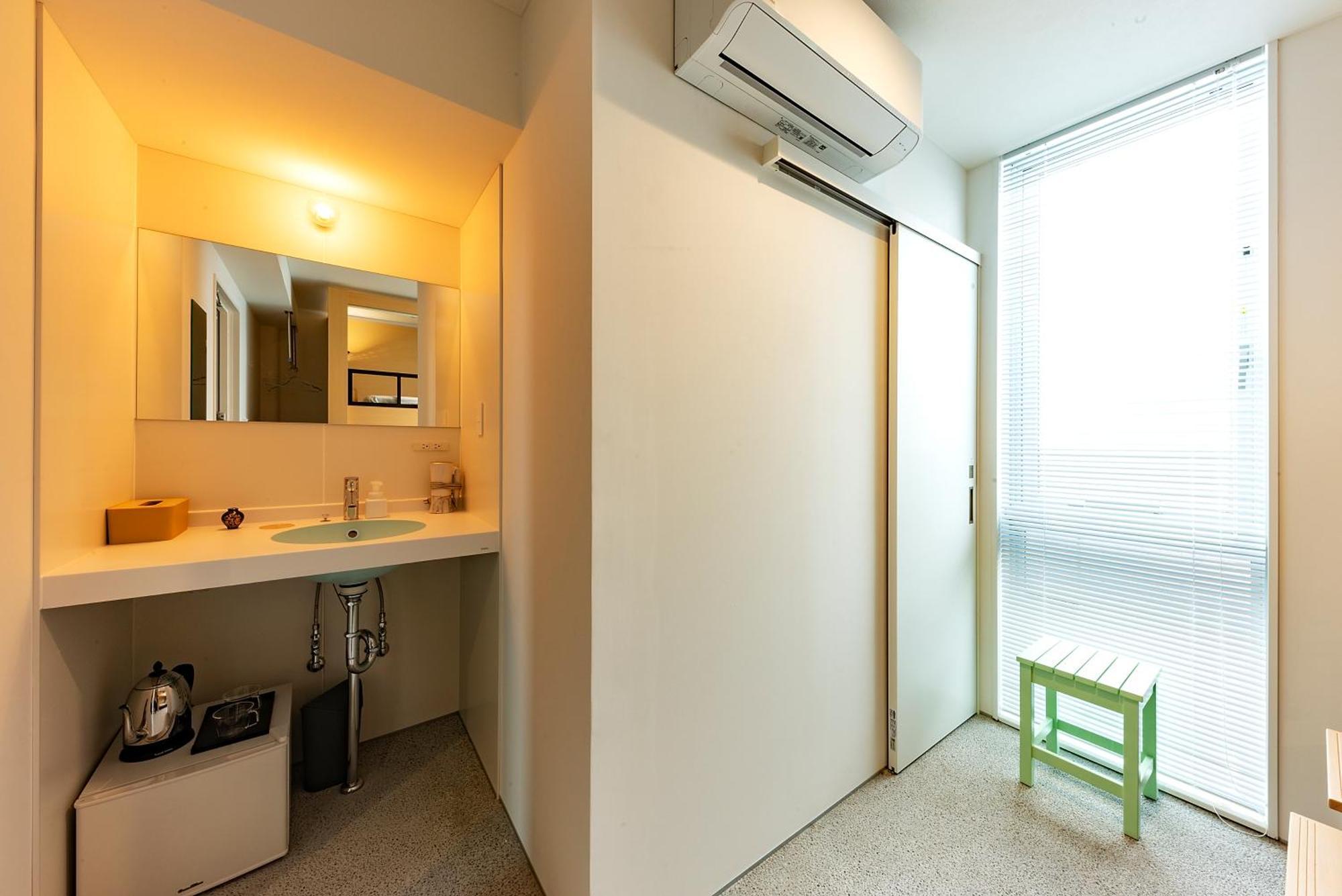 Plat Hostel Keikyu Kamakura Wave Екстер'єр фото