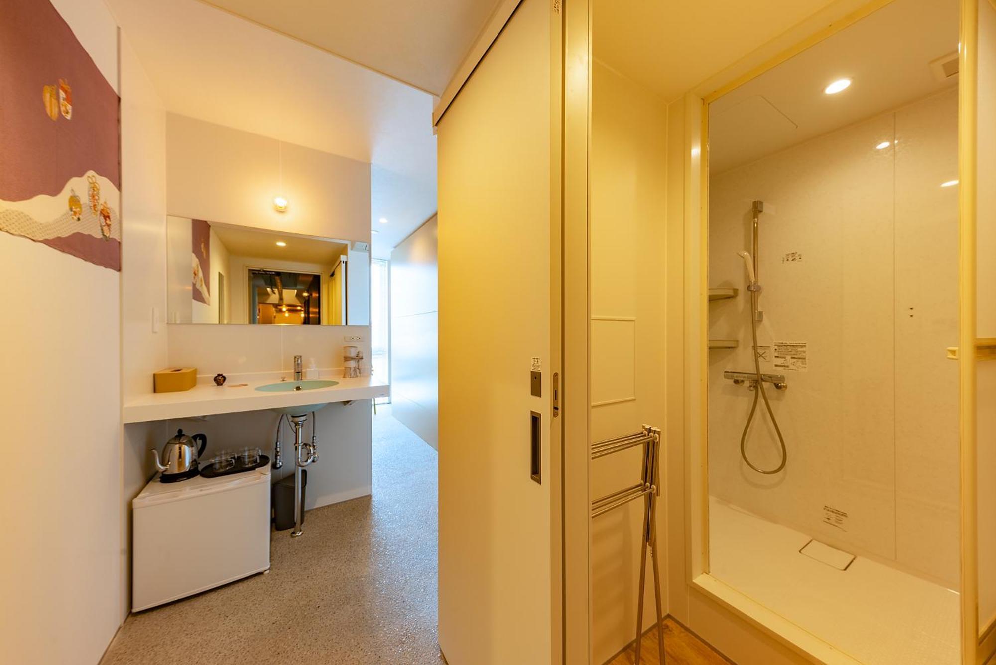 Plat Hostel Keikyu Kamakura Wave Екстер'єр фото